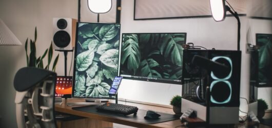 Cómo Conectar Dos Monitores a una Computadora: Guía con Estaciones de Acoplamiento y Adaptadores